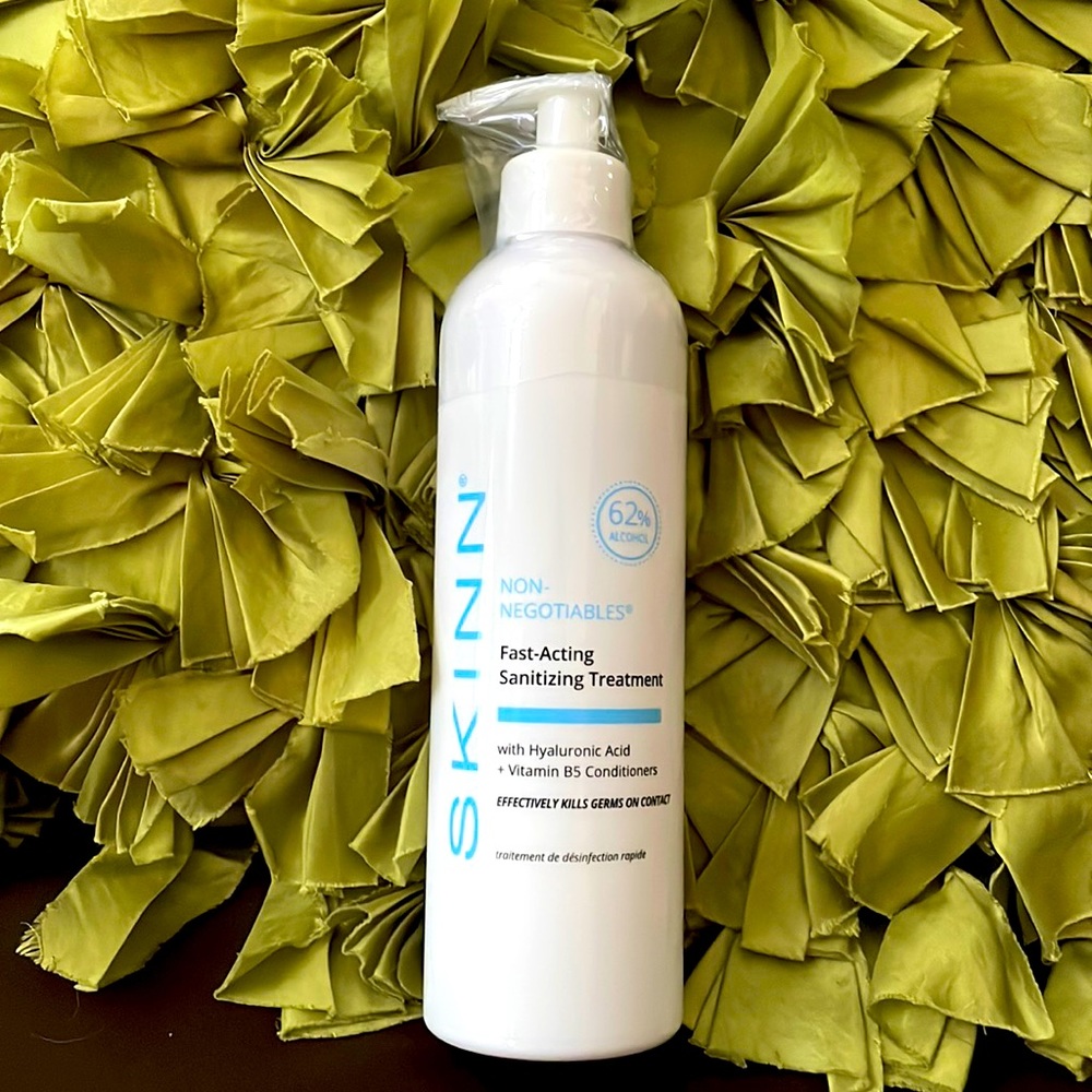 NEW Skinn Non-negotiables Fast-acting Sanitizing Treatment
